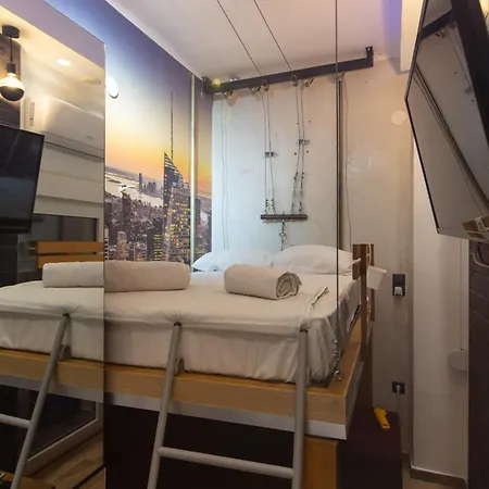 Modern Design Close To Center Apartment Thessaloniki